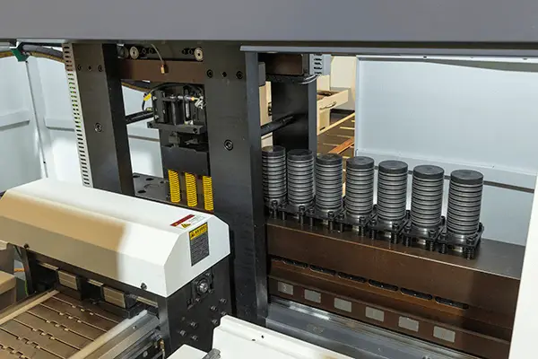 CNC Busbar Punching and Cutting Machine 1 (7)