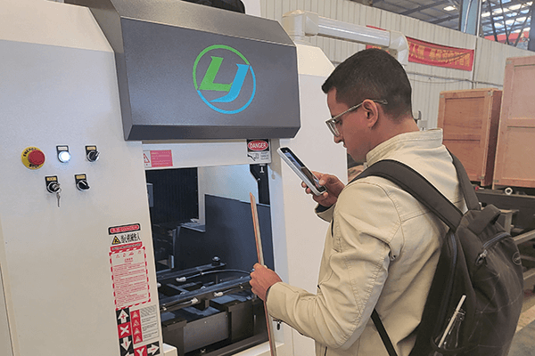 busbarmachine-clients-Visting-(9)